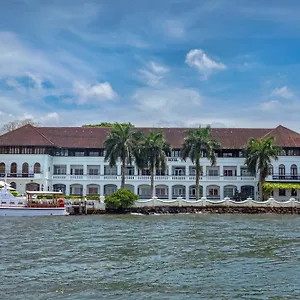 5* Hotel Brunton Boatyard - A Cgh Earth Experience